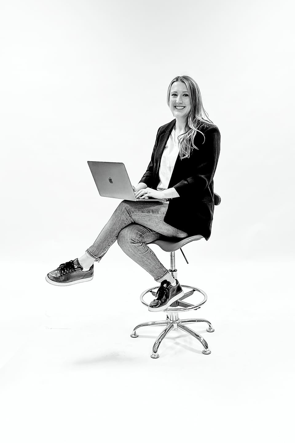 employee-photo-Erin-Cusack